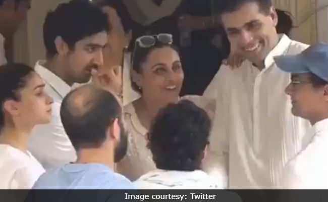 Aamir Khan, Rani Mukerji And Karan Johar Weren't Serious Enough For The Internet At Krishna Raj Kapoor's Funeral