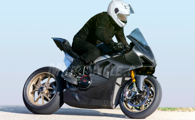 2019 Ducati Panigale V4 R Spotted Testing