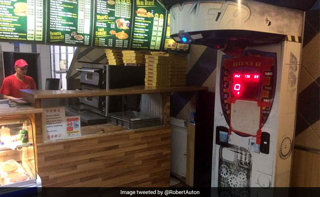 बेरोजगारों को FREE में खाना खिलाता ये रेस्टोरेंट, भूखे मत सोइए जाएं यहां