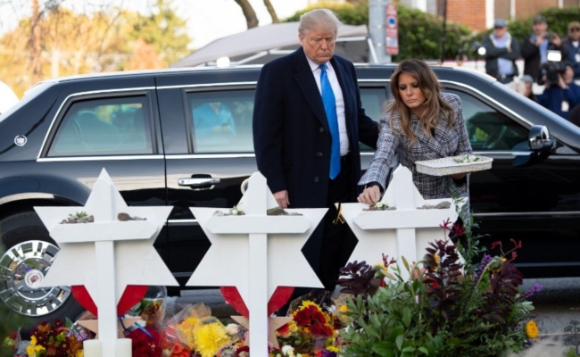 Trump Visits Pittsburgh Synagogue After Shooting, Protesters Gather