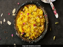 Festive Desserts: 6 Sweet Treats You Can Make With Semolina (Sooji) Festive Desserts: 6 Sweet Treats You Can Make With Semolina (Sooji)