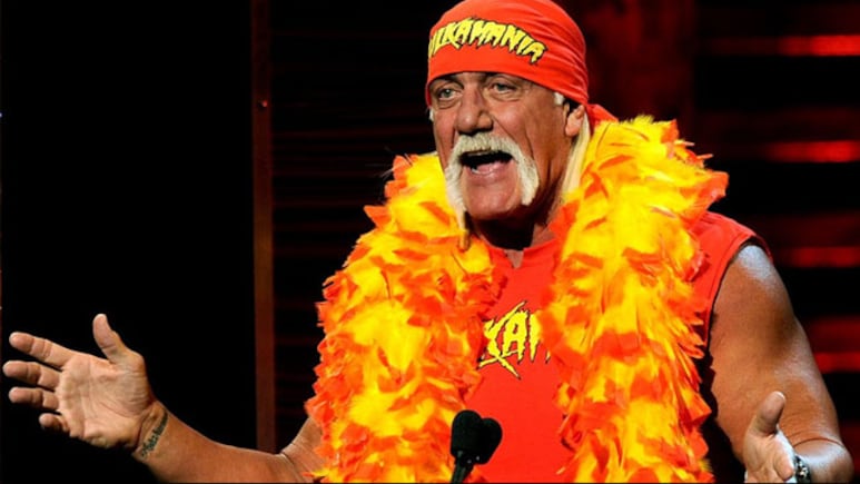नहीं रहे रेसलिंग के दुनिया के मशहूर रेसलर Hulk Hogan: WWE Wrestling Legend, दिल का दौरा पड़ने से हुआ निधन