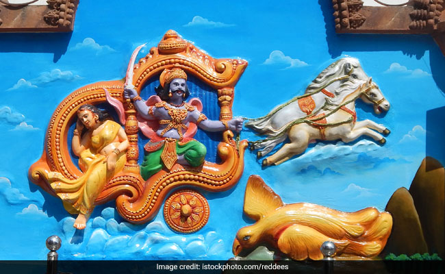 Dussehra: राम नहीं भारत के इन 6 मंदिरों में होती है रावण की पूजा, दशहरे के दिन मनता है शोक