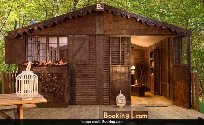 Viral: A Cottage Made Entirely Of Chocolate - And You Can Actually Stay In It