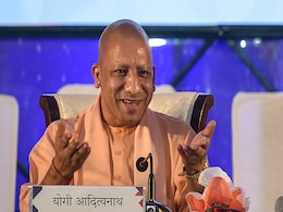 Eye On 2019, Yogi Adityanath's Bike Rally vs Akhilesh Yadav's Cycle <i>Yatra</i> Eye On 2019, Yogi Adityanath's Bike Rally vs Akhilesh Yadav's Cycle <i>Yatra</i>