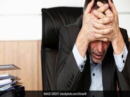 Study: Comfortably Talking About Your Sexual Identity With Family Members Can Help Reduce Stress Study: Comfortably Talking About Your Sexual Identity With Family Members Can Help Reduce Stress