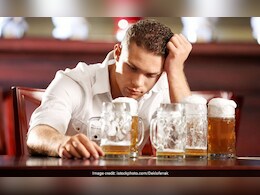 शराब पीने के बाद होती है उल्टी? आपका शरीर दे रहा है ये संकेत, नशा उतारने के लिए फटाफट करें ये काम