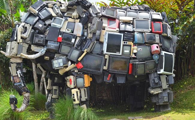 Indians Spend More Time Watching Online Videos Than TV: Survey