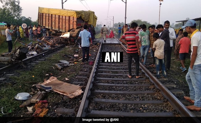 Truck Rams Rajdhani Express In Madhya Pradesh, 2 Coaches Derail