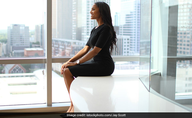3 Simple Dresses That Make For 3 Stylish Work Outfits