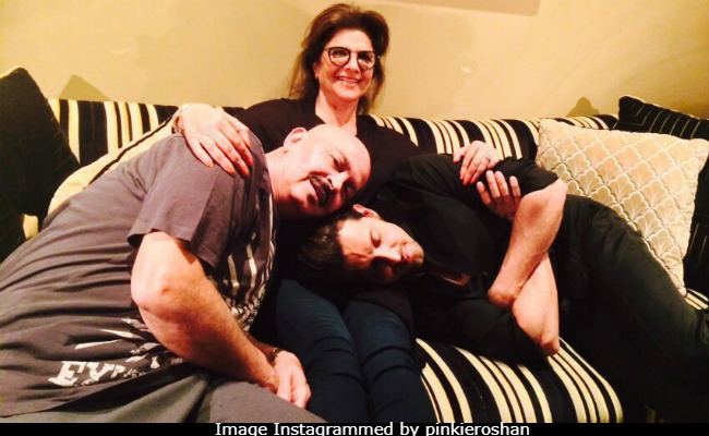 Hrithik Roshan Gives A 'Reminder' To Mom Pinkie On Her Birthday