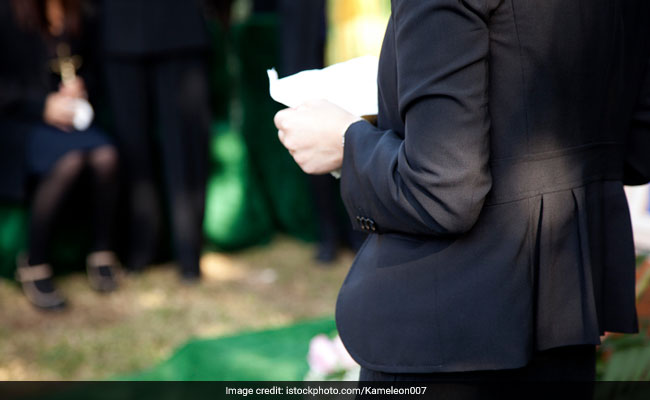 A Daughter's Hilarious Obituary Unravels The Mysterious Life Of Her Father