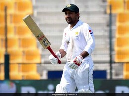 PAK vs AUS Test: 94 रन की पारी खेलकर सरफराज अहमद ने आलोचकों को इस अंदाज में दिया जवाब.. PAK vs AUS Test: 94 रन की पारी खेलकर सरफराज अहमद ने आलोचकों को इस अंदाज में दिया जवाब..