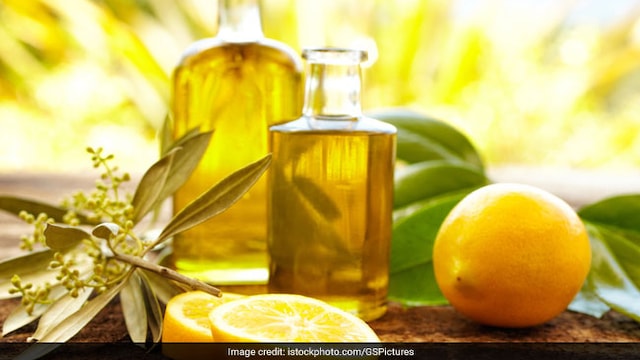 Gout symptoms develop quickly