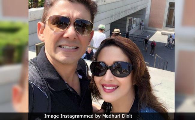 Madhuri Dixit Borrows A <i>Dil Toh Pagal Hai</i> Line For Wedding Anniversary Post