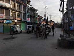 Protests In J&K's Sopore Over Alleged Custodial Death, Internet Snapped Protests In J&K's Sopore Over Alleged Custodial Death, Internet Snapped