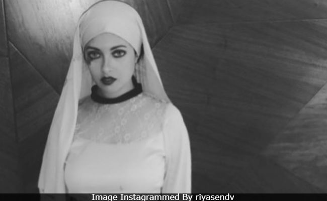 Inside Riya Sen's 'Haunting' Halloween Party In London