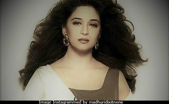 Madhuri Dixit Lights Up The Internet With Another Blockbuster Throwback Pic
