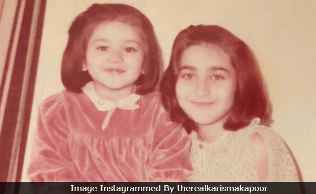 Kareena Kapoor And Sister Karisma's 'Twinning Forever' Pic Can Only Make You Go Aww