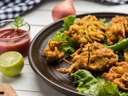 Pakoda, Samosa And More: 5 Delicious Cabbage Snacks For Weekday Munchies