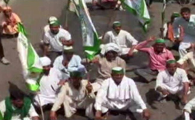 किसान आंदोलन के चलते बुधवार को गाजियाबाद के सभी स्कूल, कॉलेज बंद रहेंगे