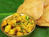 How To Make Batata Bhaji Aur Poori at Home