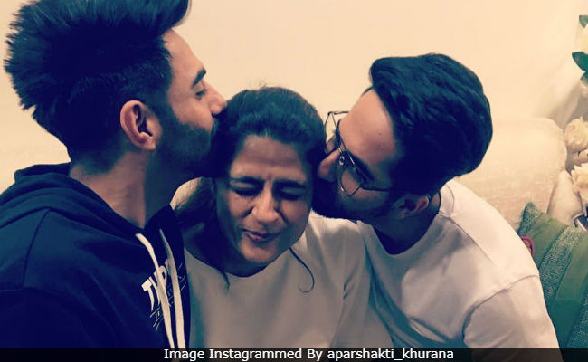 This Pic Of Ayushmann Khurrana With Wife Tahira Kashyap And Brother Aparshakti Is What Family Love Is