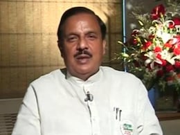 केंद्रीय मंत्री महेश शर्मा के बिगड़े बोल, प्रियंका गांधी के लिए बोला ऐसा... केंद्रीय मंत्री महेश शर्मा के बिगड़े बोल, प्रियंका गांधी के लिए बोला ऐसा...