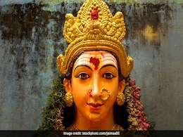 Navratri 2018: शारदीय नवरात्रि हुए शुरू, जानिए पूरे 9 दिनों मां दुर्गा के किन रूपों की होगी पूजा Navratri 2018: शारदीय नवरात्रि हुए शुरू, जानिए पूरे 9 दिनों मां दुर्गा के किन रूपों की होगी पूजा