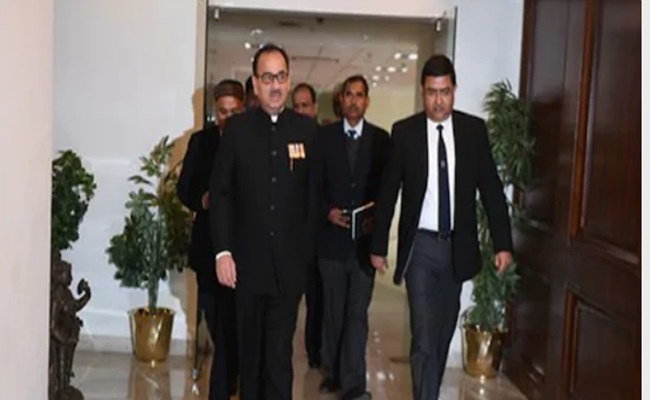 सीबीआई में इन हाईप्रोफाइल मामलों की जांच से जुड़े थे आलोक वर्मा और राकेश अस्थाना