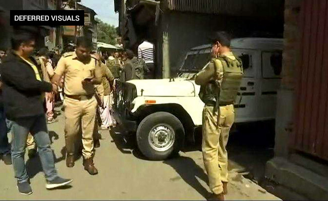 2 Shot Dead By Terrorists In Srinagar, Days Before Civic Polls