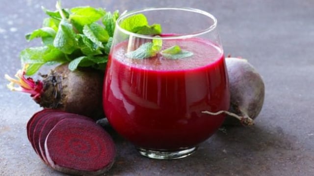 Liver Health: Beetroot juice is rich antioxidants and helps reduce oxidative stress in the liver