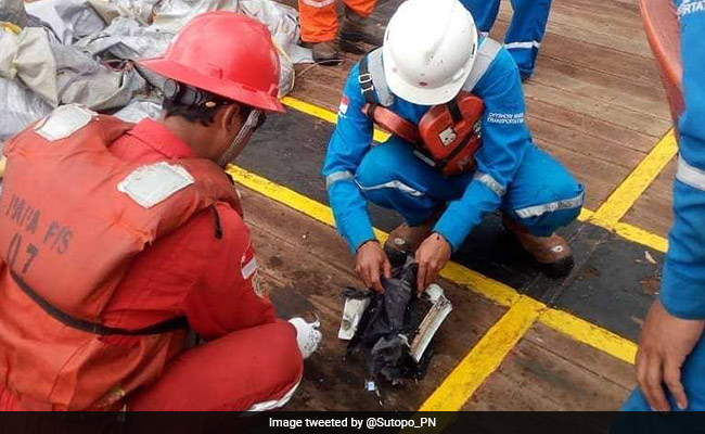 इंडोनेशिया: जकार्ता से उड़ा विमान 13 मिनट में अचानक लापता होने के बाद क्रैश, 189 यात्री थे सवार