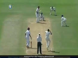 IND vs WI: अश्विन ने 'लड्डू' गेंद डालकर लिया विकेट, देखता रह गया बल्लेबाज, देखें VIDEO IND vs WI: अश्विन ने 'लड्डू' गेंद डालकर लिया विकेट, देखता रह गया बल्लेबाज, देखें VIDEO