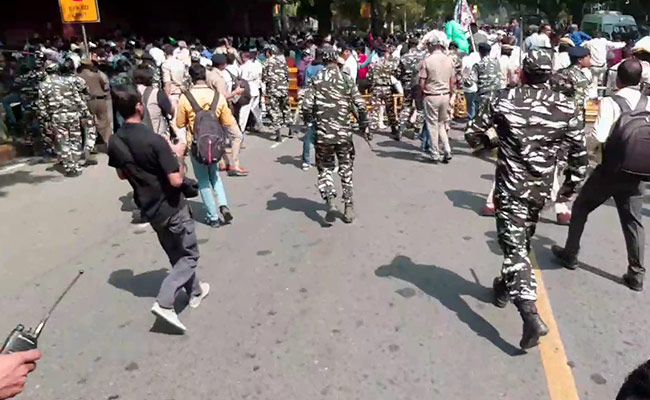 Protesting Sanitation Workers, Headed To Parliament, Chased Away By Cops