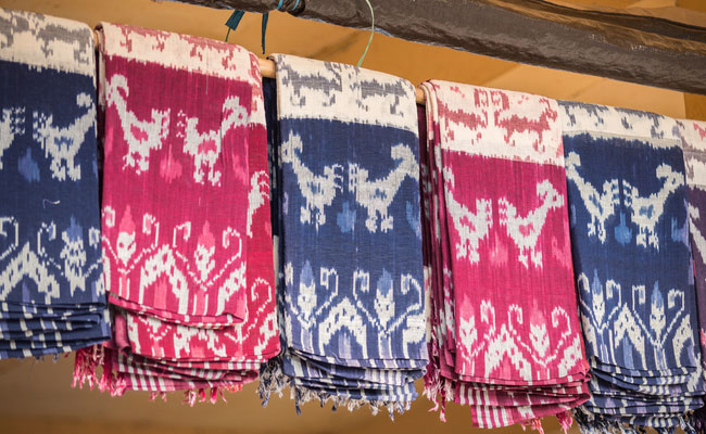 Guys, Here Are 3 <i>Ikat</i> Jackets You Can Style Your <i>Kurtas</i> With