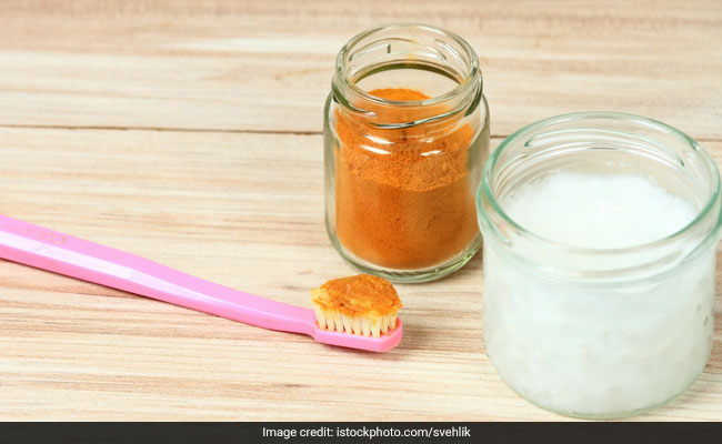 Does Turmeric (Haldi) Help Whiten Your Teeth? Find Out!