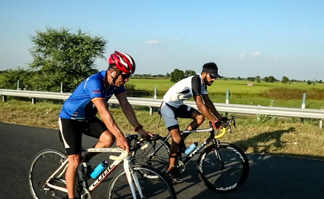 60 साल के व्यक्ति ने की 4000 KM की यात्रा, कुछ यूं देख सकेंगे उनका पूरा सफर