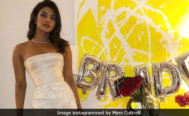 प्रियंका चोपड़ा के Bridal Shower की तस्वीरें वायरल, खूब जमी सास-बहू की जोड़ी