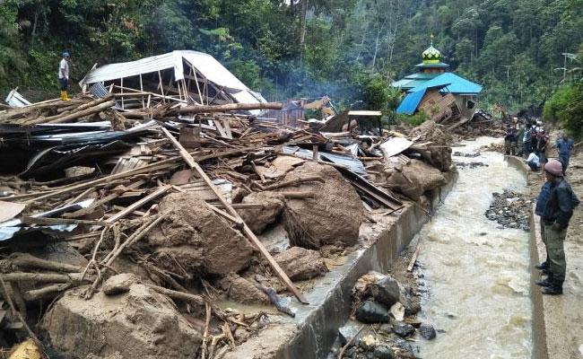 At Least 22 Killed In Indonesia Floods And Landslides