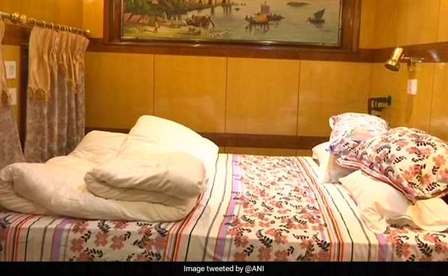 Indian Railways To Convert 200 Saloons To 10 Luxury Trains