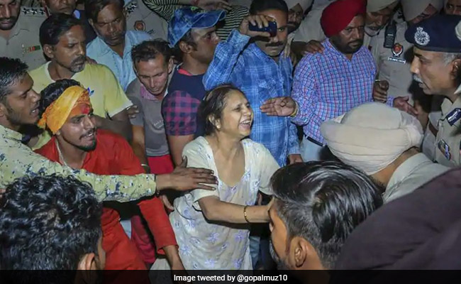 Punjab Chief Minister Seeks Economic Profile Of Amritsar Accident Victims
