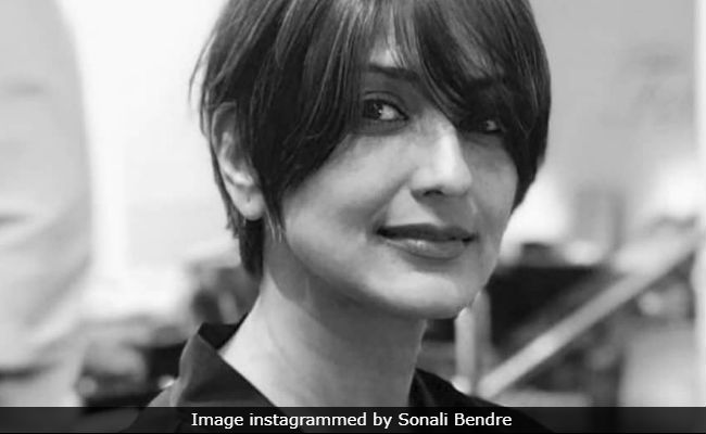 Sonali Bendre, Battling Cancer, Is Ready To 'Get Back To Normal Life,' Says Namrata Shirodkar