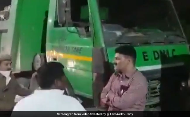 East Delhi Municipal Body Trucks Caught Flouting Anti-Pollution Rules