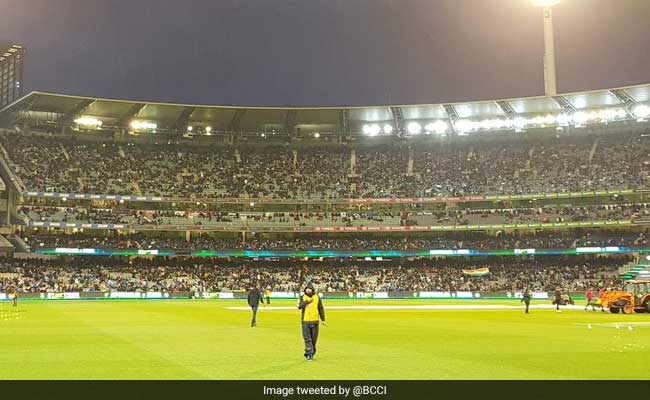 India vs Australia 2nd T20I: मेलबर्न टी20 बारिश की भेंट चढ़ा, ऑस्ट्रेलियाई पारी के बाद हुई लगातार बारिश के कारण रद्द किया गया