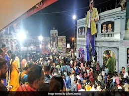 Controversial <i>Sarkar</i> Scenes Cut, No More AIADMK Protests: Minister Controversial <i>Sarkar</i> Scenes Cut, No More AIADMK Protests: Minister