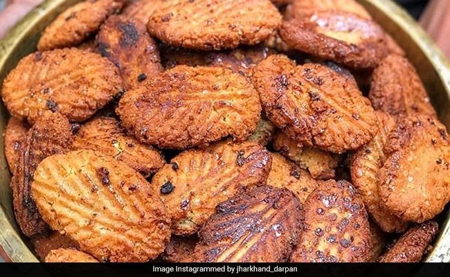 Chhath Puja 2018: What Is Thekua And What Makes It A Favourite Sweet During Chhath