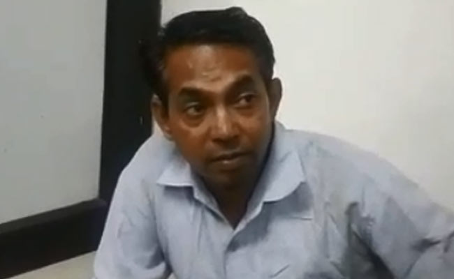 केजरीवाल पर मिर्च से हमला करने वाले शख्स ने कहा, “वो मेरा टारगेट है और मैं उसे मारना चाहता हूं”