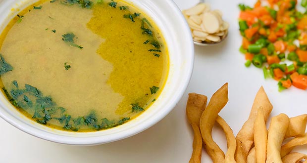Winter Immunity Diet: Have Spicy Almond Soup <i>'Subz Badam Ka Shorba'</i> To Warm Up From Within