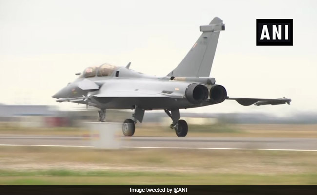 "36 Rafale Jets 9 Per Cent Cheaper," Says Dassault CEO Amid Row Over Deal